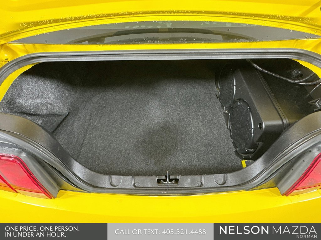 Used 2006 Ford Mustang GT RWD image 23