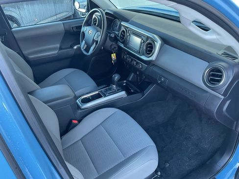 Used 2019 Toyota Tacoma 4x4 Access Cab image 18