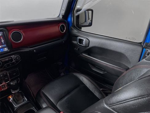 Used 2021 Jeep Gladiator Rubicon image 25