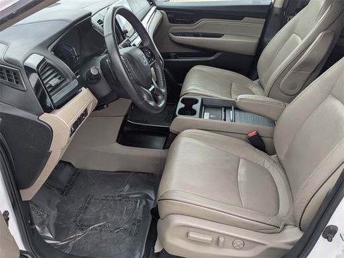 Used 2023 Honda Odyssey Elite image 13