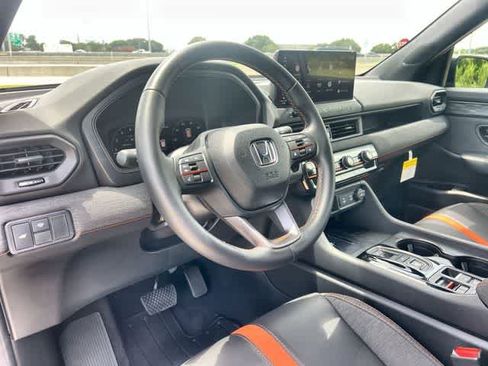 Certified 2026 Honda Passport TrailSport image 15
