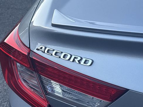 Used 2019 Honda Accord Sport image 7