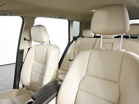 Used 2014 Mercedes-Benz GLK 350 2WD image 5