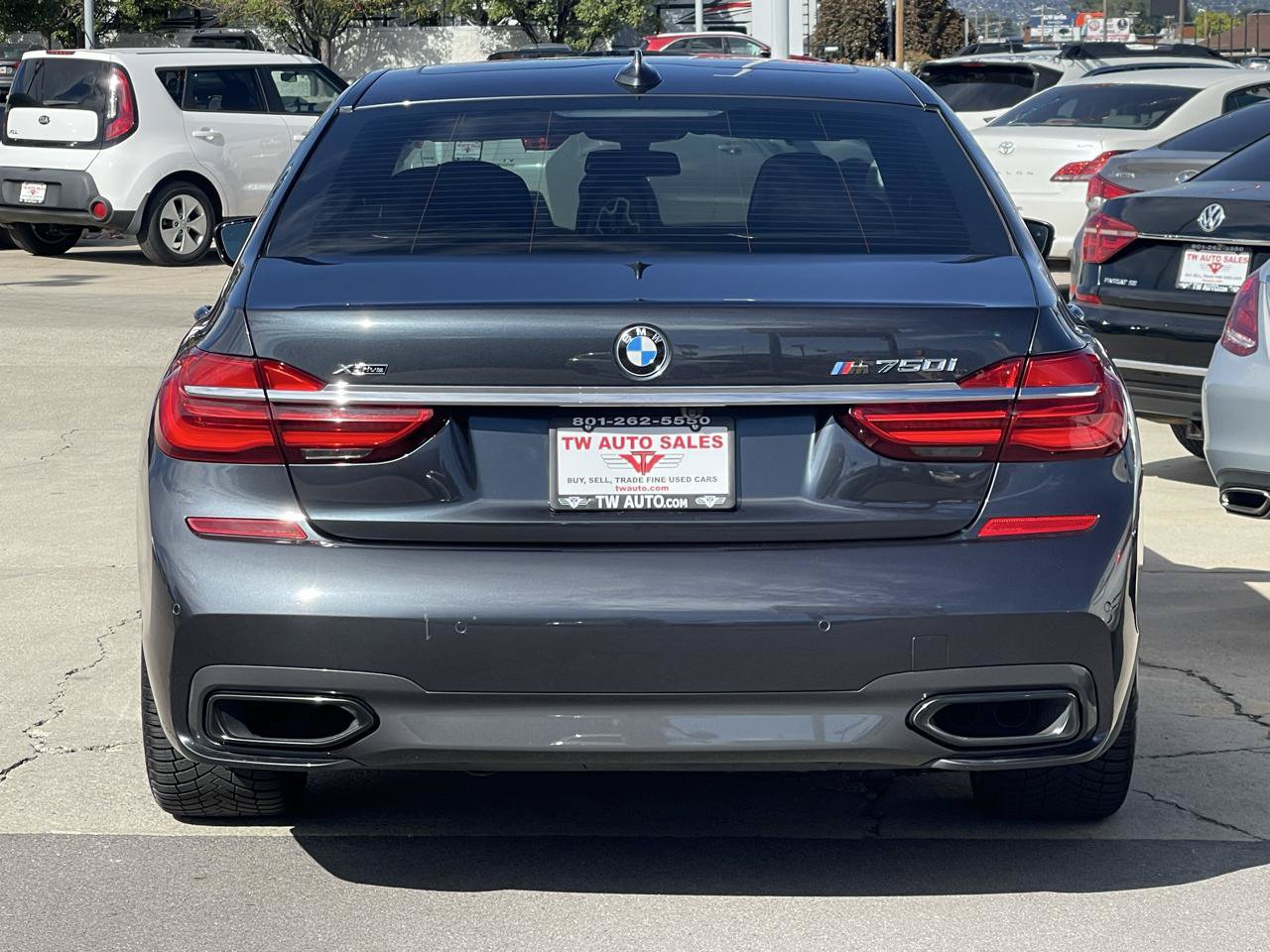 Used 2016 BMW 750i xDrive AWD/4WD image 5