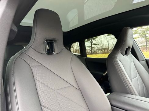 Used 2024 BMW iX xDrive50 w/ Premium Package image 24