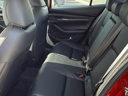 Used 2025 MAZDA MAZDA3 s image 11