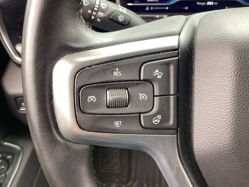 Used 2023 Chevrolet Silverado 1500 LT AWD/4WD image 16