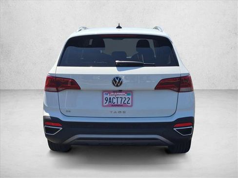 Used 2022 Volkswagen Taos SE FWD image 7