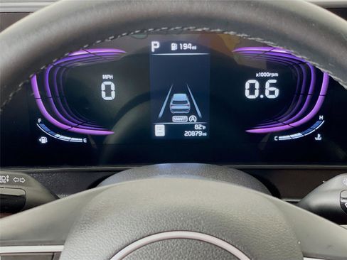Certified 2025 Kia Sportage EX FWD image 16