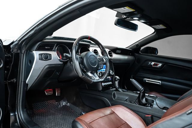 Used 2015 Ford Mustang GT Premium w/ Equipment Group 401A RWD image 18