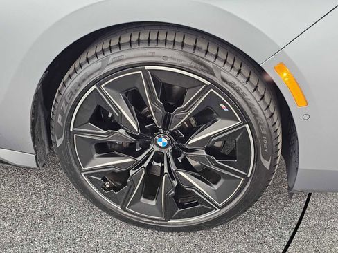 Used 2023 BMW 760i xDrive AWD/4WD image 12