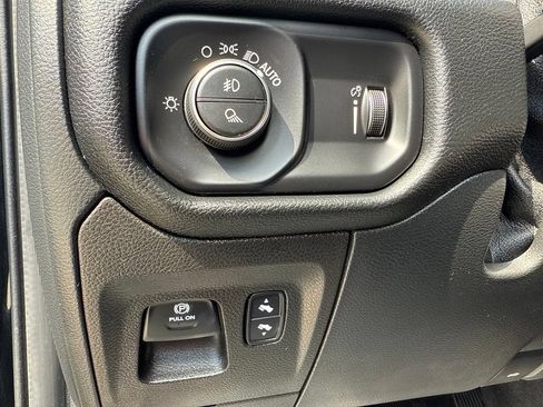 Used 2022 RAM 1500 Big Horn AWD/4WD image 28