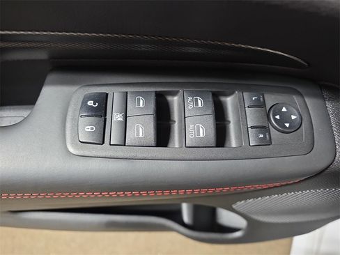 Used 2024 Dodge Durango GT image 30