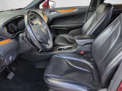 Used 2019 Lincoln MKC Select w/ Select Plus Package image 14