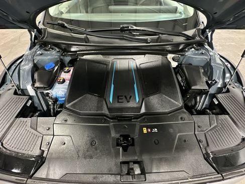 Used 2023 Hyundai Ioniq 5 SE RWD image 22