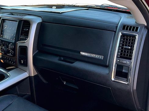 Used 2018 RAM 2500 Laramie w/ Convenience Group image 15