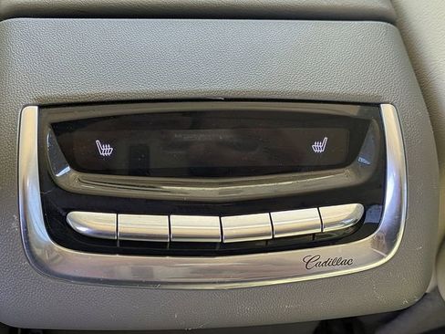 Certified 2023 Cadillac XT6 Premium Luxury w/ Technology Package FWD image 13