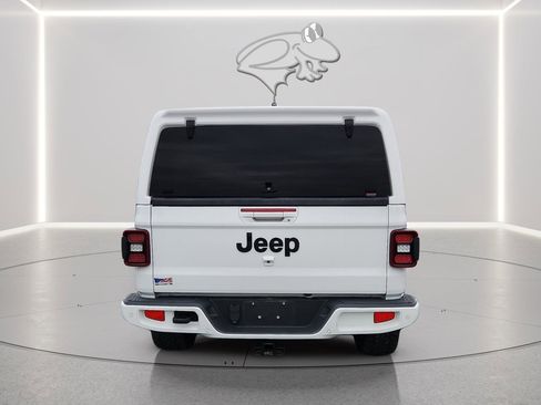 Used 2021 Jeep Gladiator Overland image 3