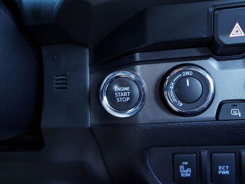 Used 2023 Toyota Tacoma TRD Off-Road w/ TRD Premium Off Road Package image 25