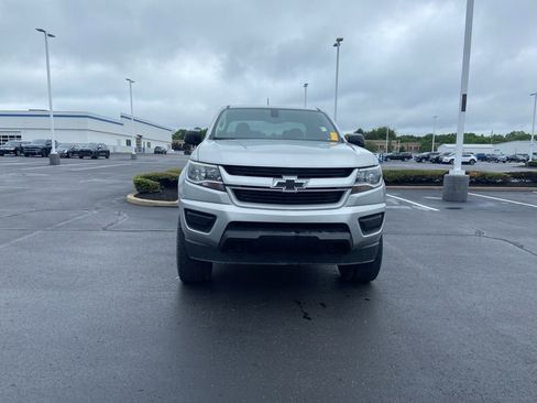Used 2016 Chevrolet Colorado LT AWD/4WD image 9