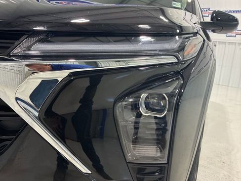 Used 2026 Chevrolet Trax LT FWD image 13