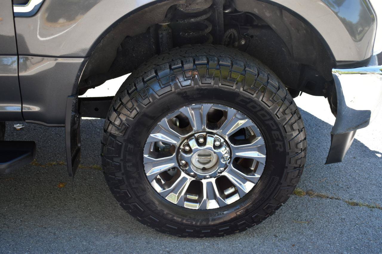 Used 2018 Ford F250 XLT w/ XLT Premium Package AWD/4WD image 26
