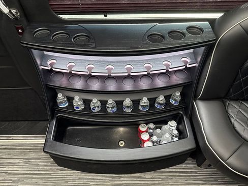 Used 2021 Mercedes-Benz Sprinter 3500 image 27