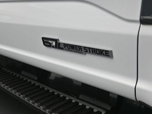 Used 2025 Ford F350 XLT image 36