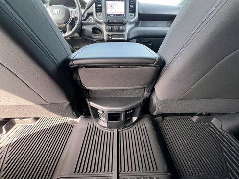 New 2024 RAM 2500 Tradesman w/ Chrome Appearance Group image 17