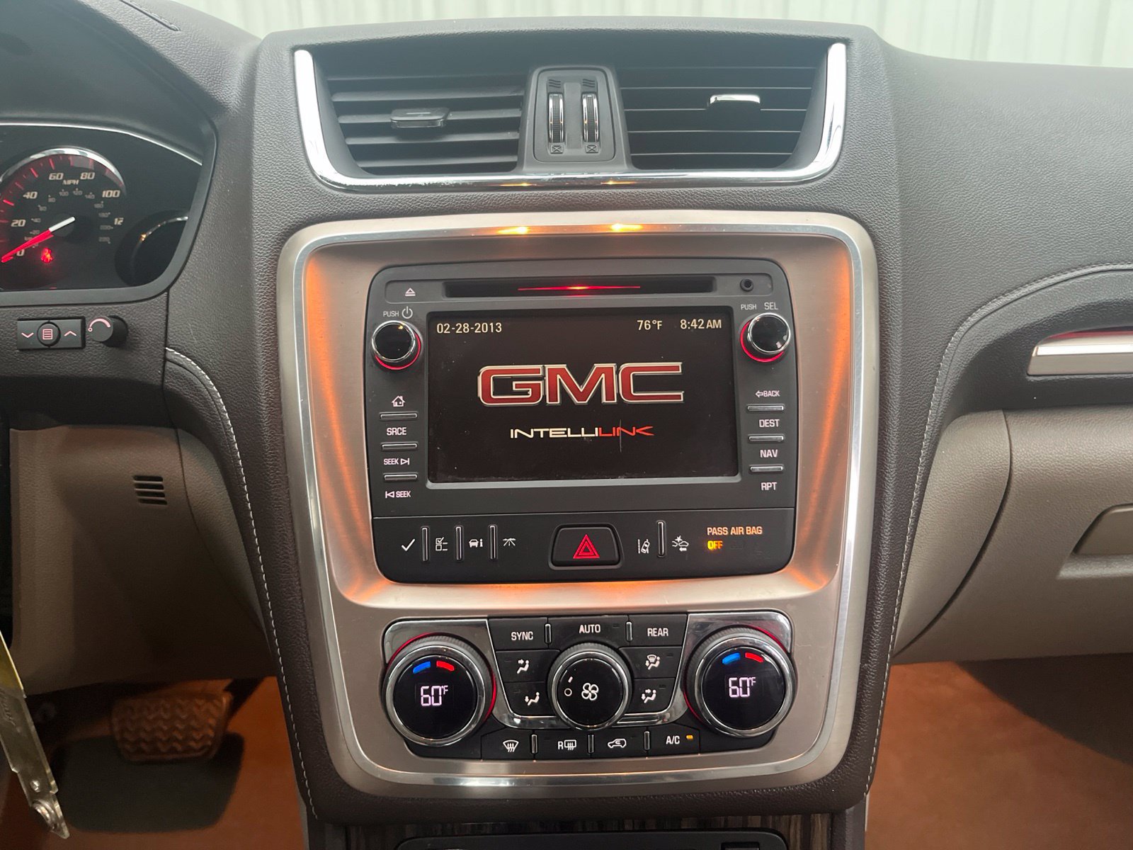 Used 2015 GMC Acadia Denali FWD image 24