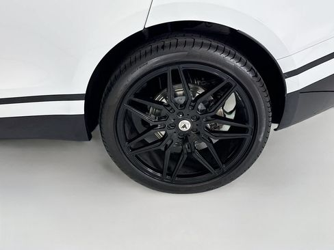Certified 2023 Land Rover Range Rover Velar R-Dynamic S AWD/4WD image 30