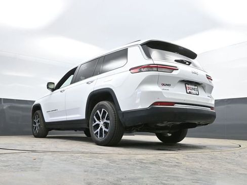 Used 2024 Jeep Grand Cherokee L Limited w/ Luxury Tech Group II image 54