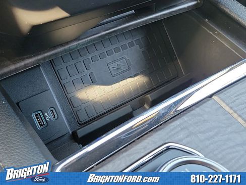 Used 2021 Ford Expedition Limited AWD/4WD image 22