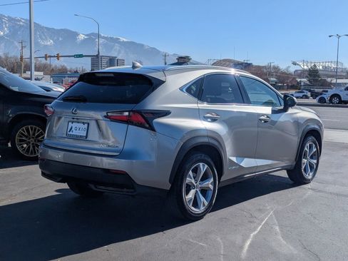 Used 2017 Lexus NX 300h AWD image 4