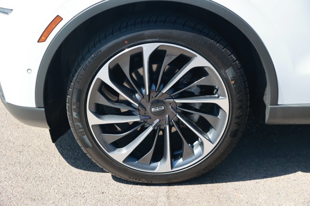 Used 2024 Lincoln Aviator Reserve w/ Equipment Group 201A AWD/4WD image 14