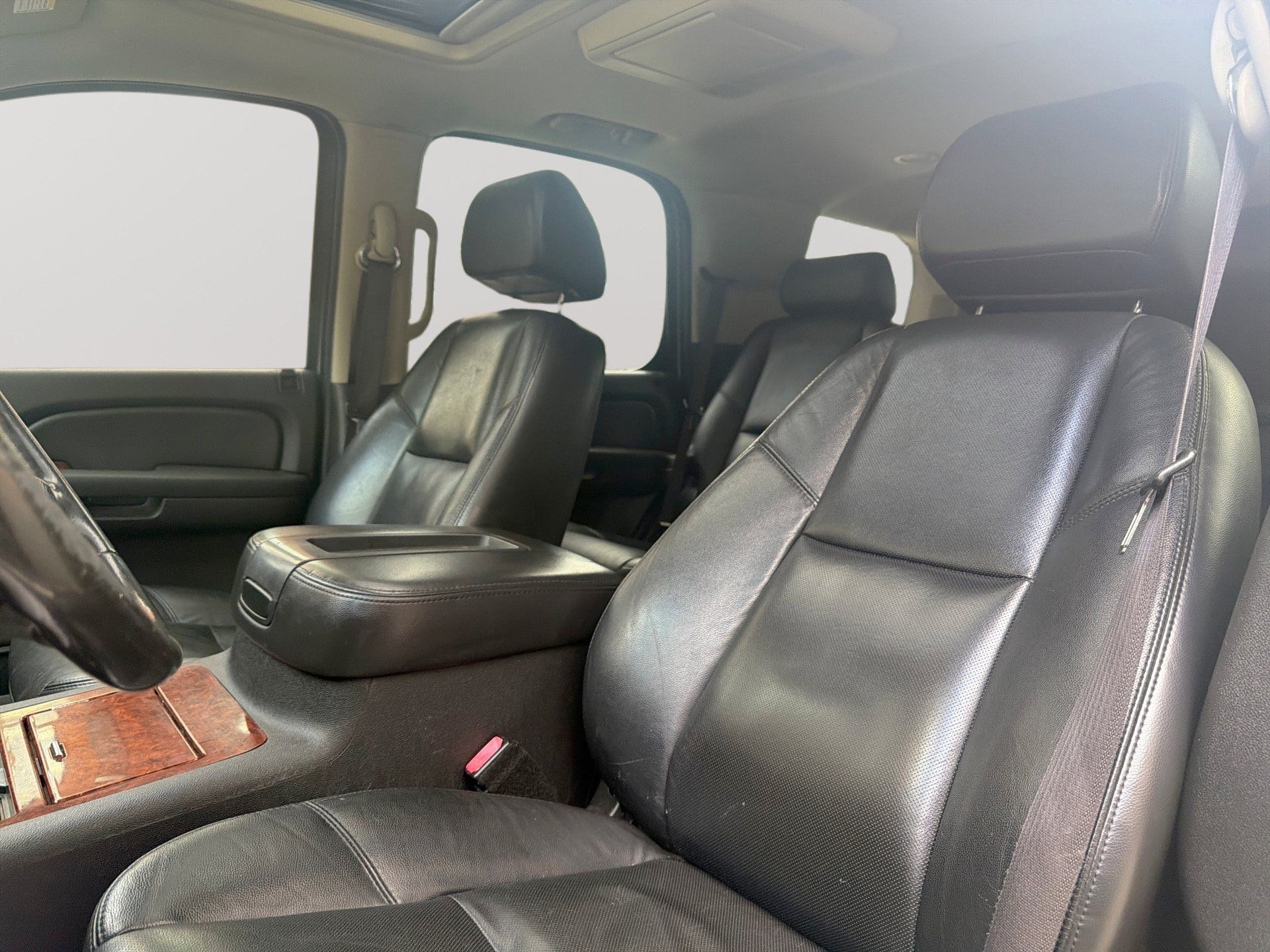 Used 2009 Chevrolet Tahoe LTZ AWD/4WD image 13