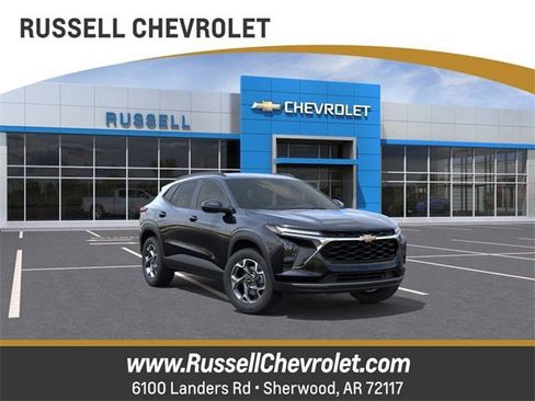 New 2025 Chevrolet Trax LT w/ Driver Confidence Package image 1