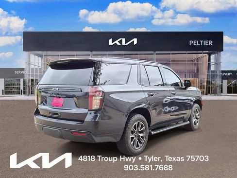 Used 2023 Chevrolet Tahoe Z71 w/ Luxury Package AWD/4WD image 6