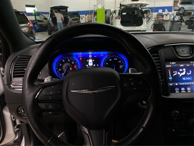 Used 2020 Chrysler 300 S AWD/4WD image 22