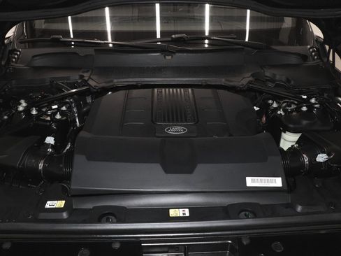 Used 2022 Land Rover Range Rover P525 Westminster Edition image 52