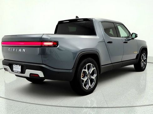 Used 2023 Rivian R1T Adventure AWD/4WD image 5