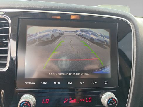 Used 2020 Mitsubishi Outlander SEL FWD image 15