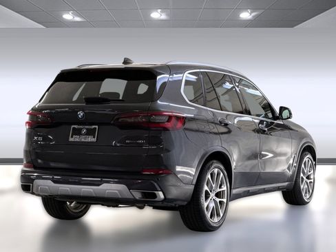 Certified 2023 BMW X5 sDrive40i w/ Climate Comfort Package image 8