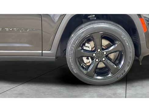 Used 2021 Jeep Grand Cherokee L Laredo AWD/4WD image 20