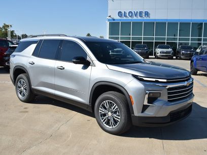 New 2026 Chevrolet Traverse LT w/ Driver Confidence Package