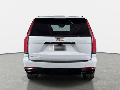 Used 2026 Cadillac Escalade Sport w/ Touring Package AWD/4WD image 4