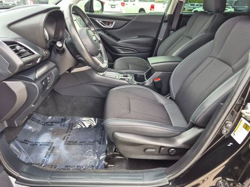 Used 2023 Subaru Forester Premium AWD/4WD image 16