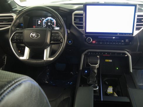 Used 2022 Toyota Tundra Platinum image 2