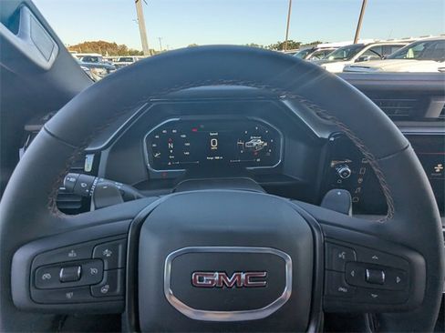 New 2026 GMC Sierra 1500 AT4 w/ AT4 Premium Package image 31