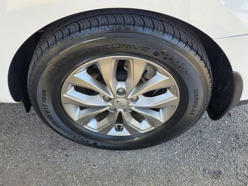 Used 2020 Kia Sedona L FWD image 27